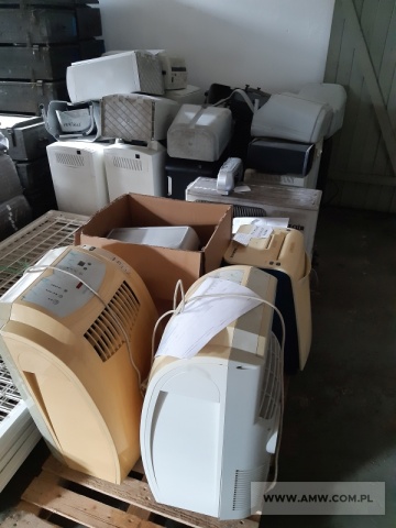 Sprzęt elektroniczny - pakiet zawierający 40 poz. asort. (wg oddzielnego wykazu), w tym m.in.: klimatyzatory, niszczarki, radiomagnetofon, odkurzacz itp. 